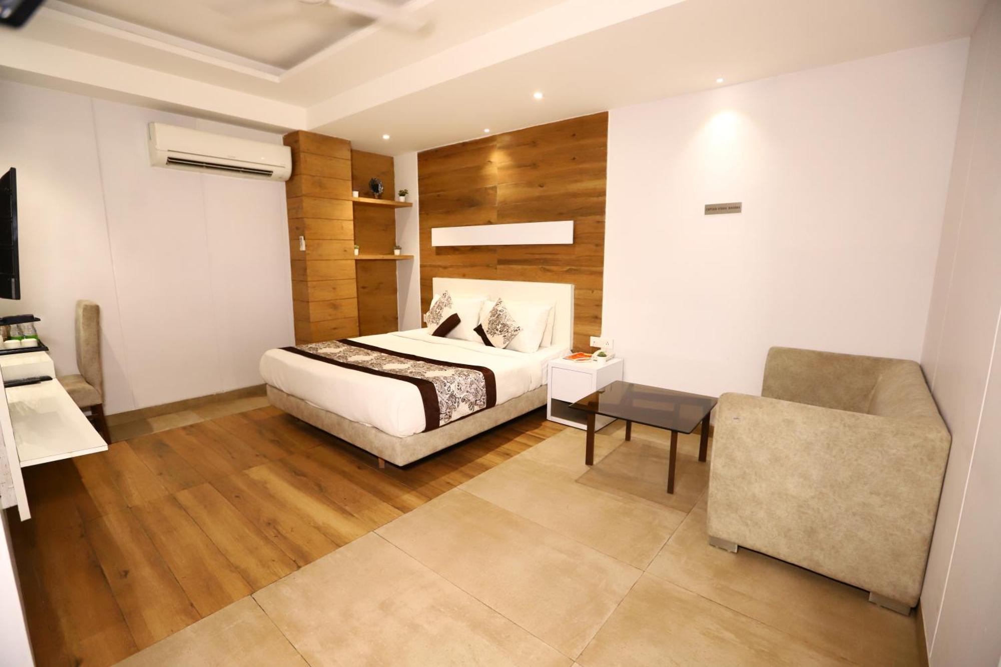 Hotel Kelvish Free Airport Pickup Nueva Delhi Exterior foto