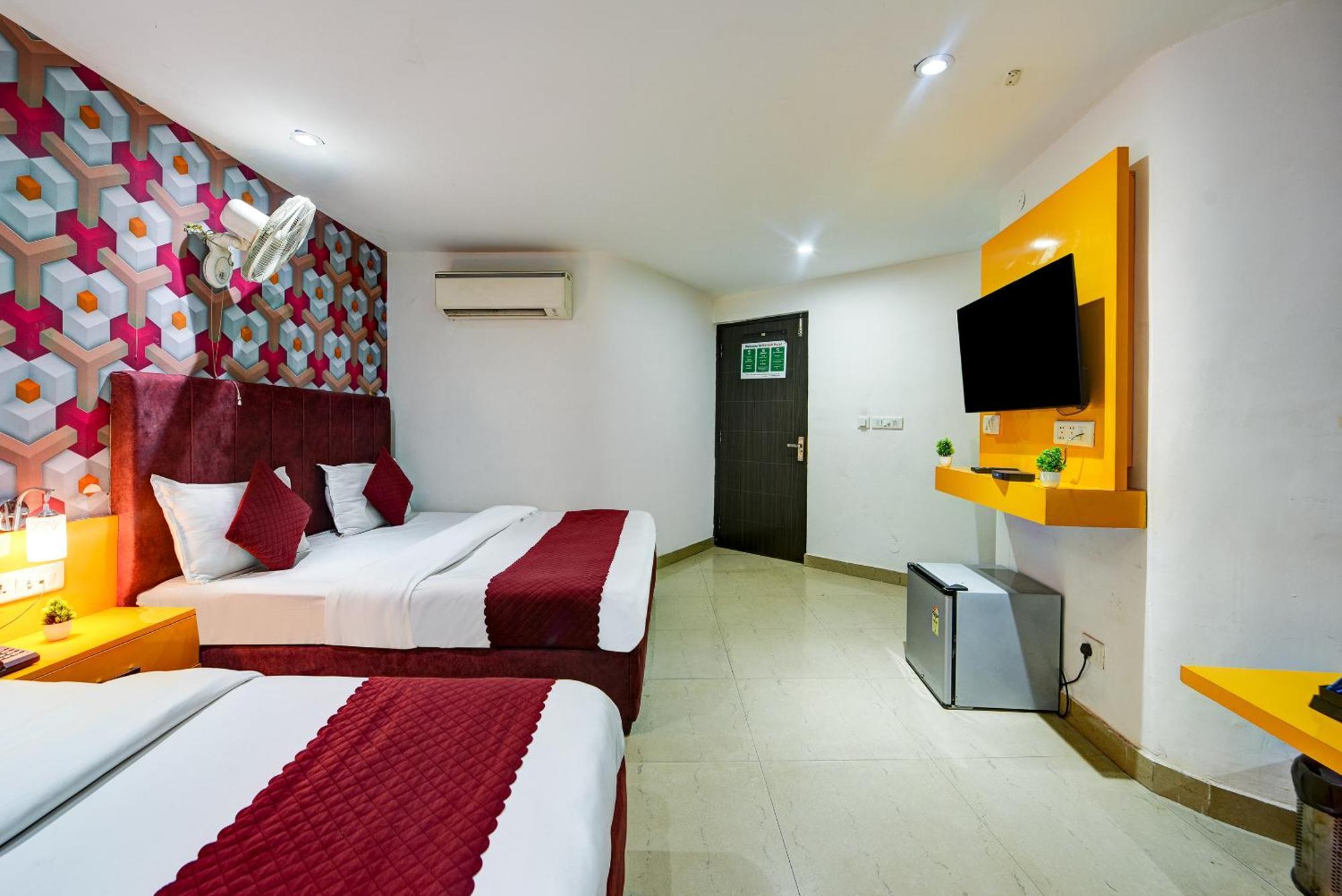 Hotel Kelvish Free Airport Pickup Nueva Delhi Exterior foto